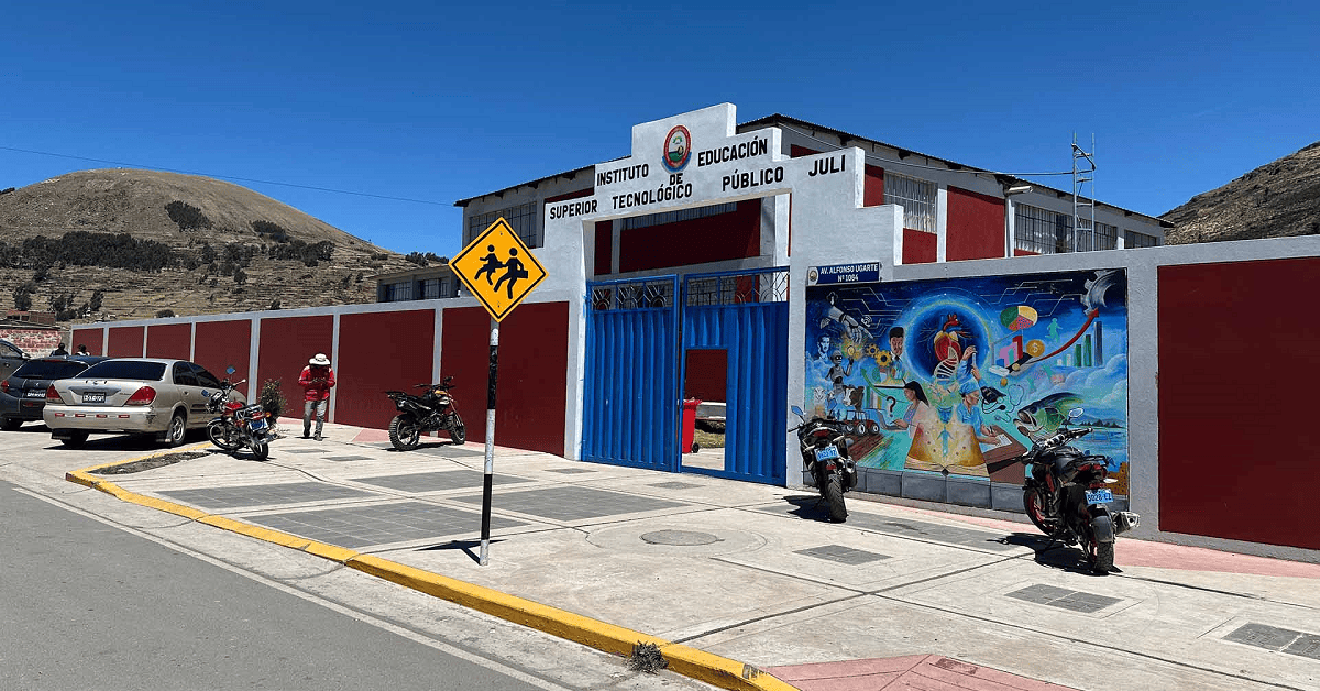 instituto superior tecnologico publico​